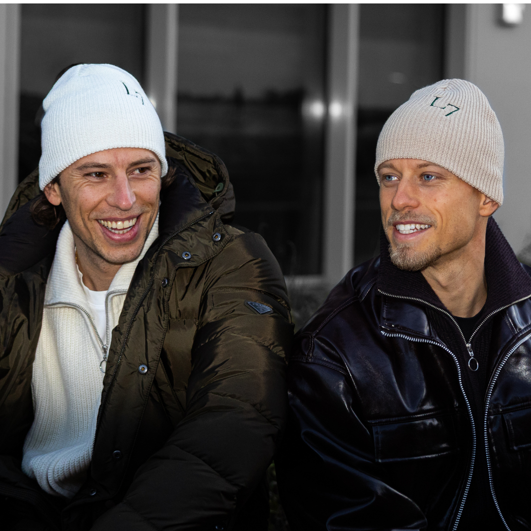 Geribbelde L7 beanie muts in zachte stof met opvallend L7 logo – comfortabele wintermuts voor dagelijks gebruik.